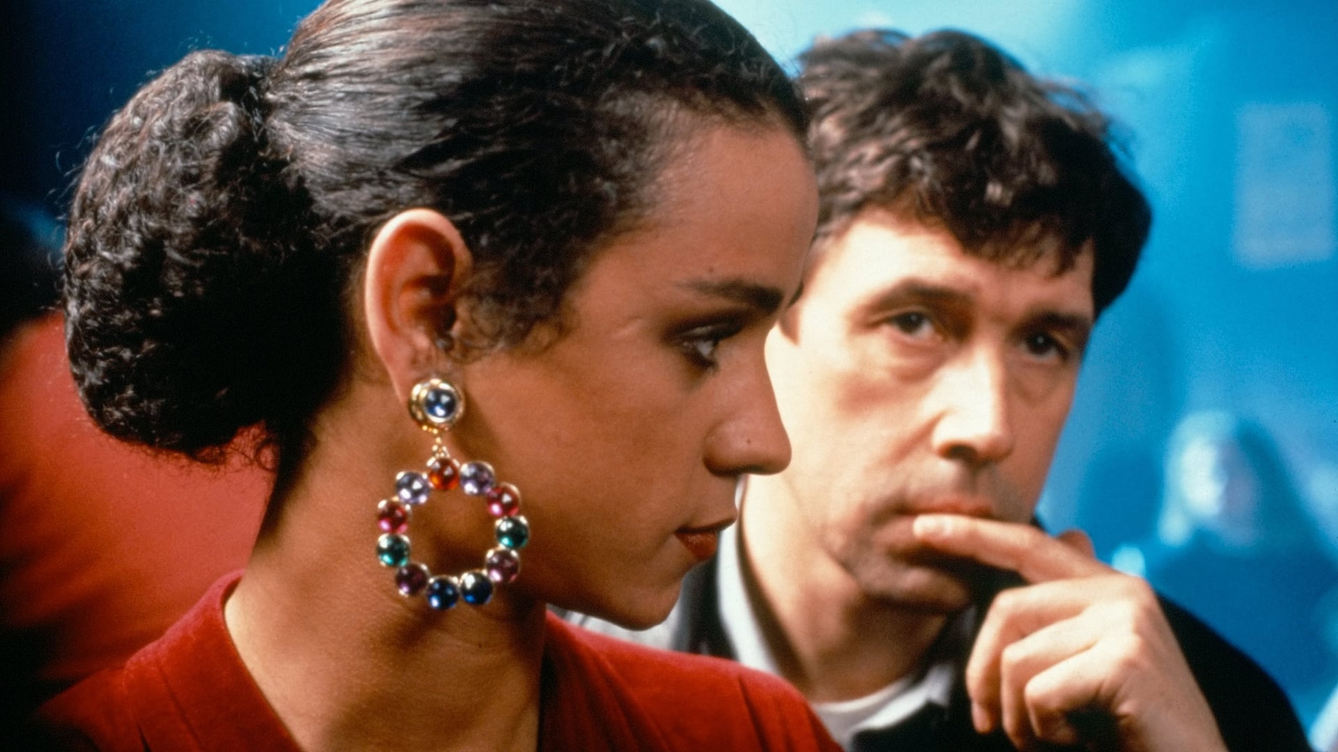 Foto do filme Traídos pelo Desejo