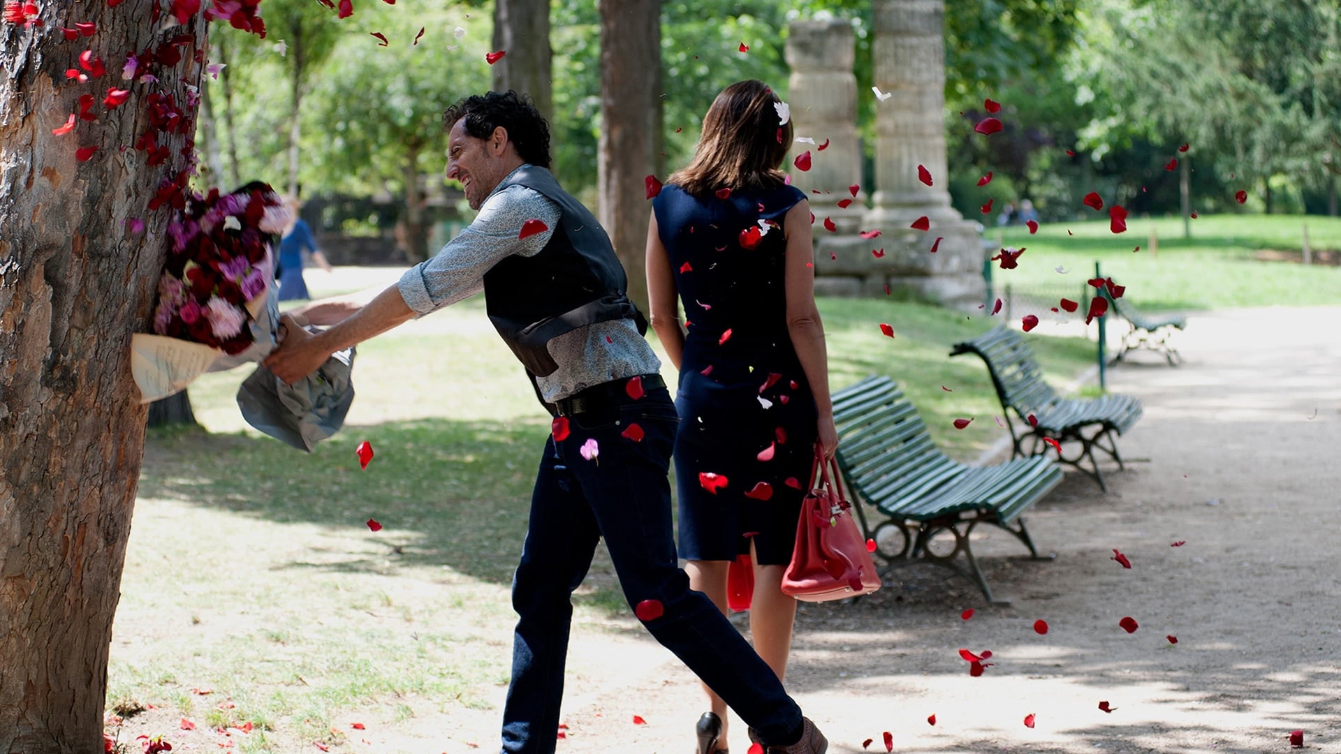 Foto do filme A Felicidade Nunca Vem Só