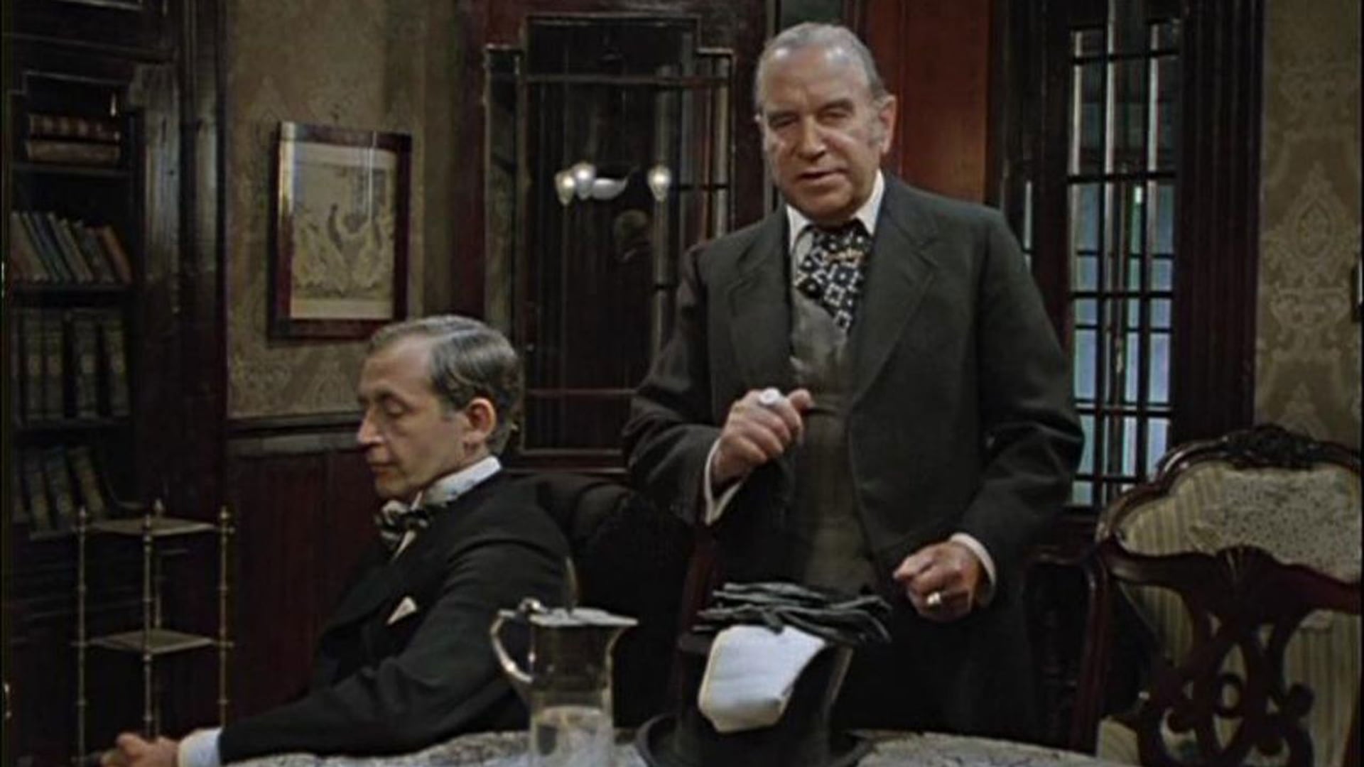 Foto do filme The Adventures of Sherlock Holmes and Dr. Watson: King of Blackmailers