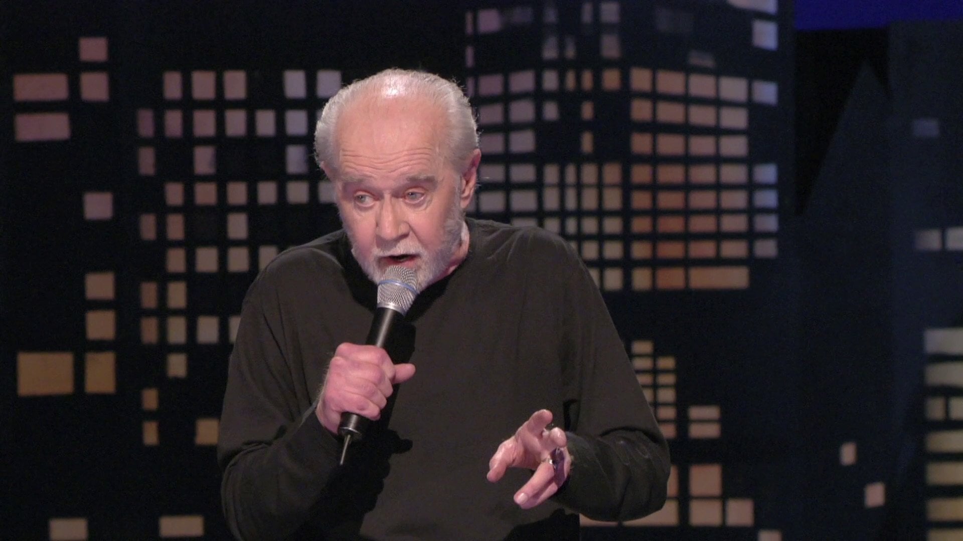 Foto do filme George Carlin: Life Is Worth Losing