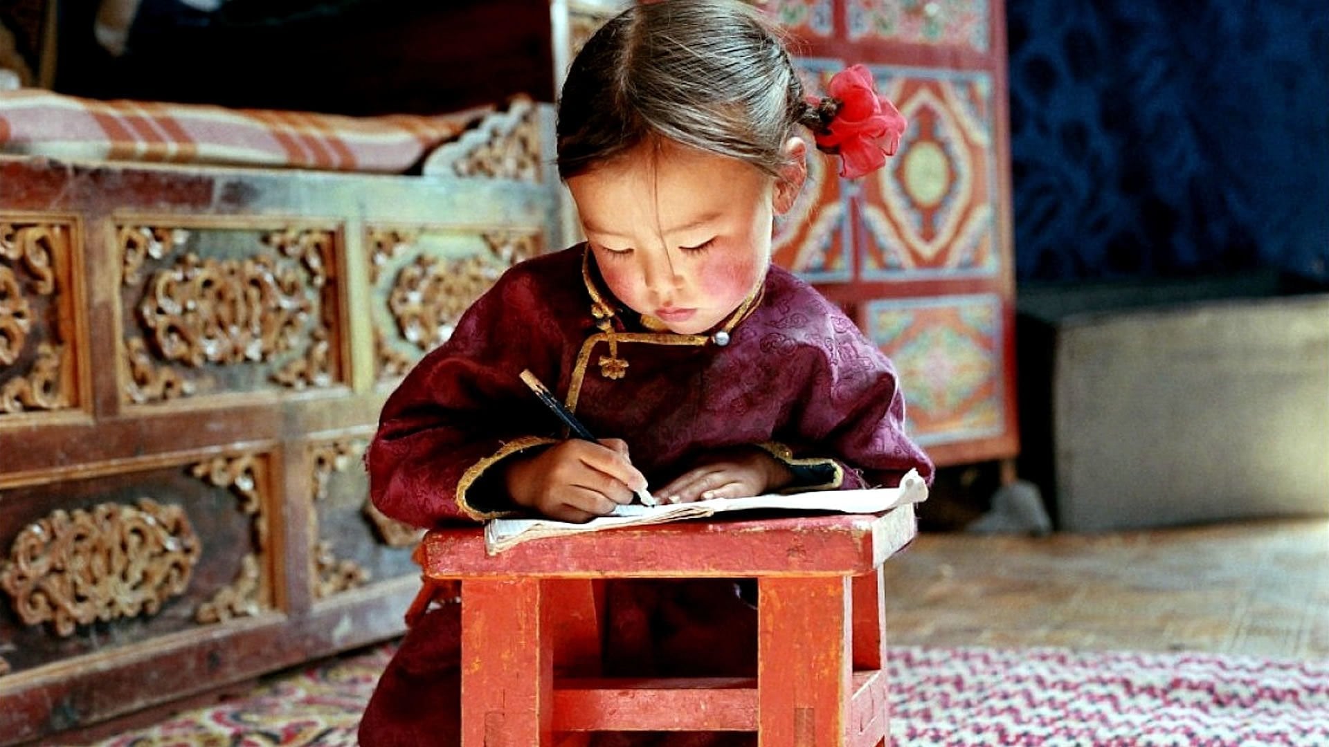 Foto do filme The Cave of the Yellow Dog