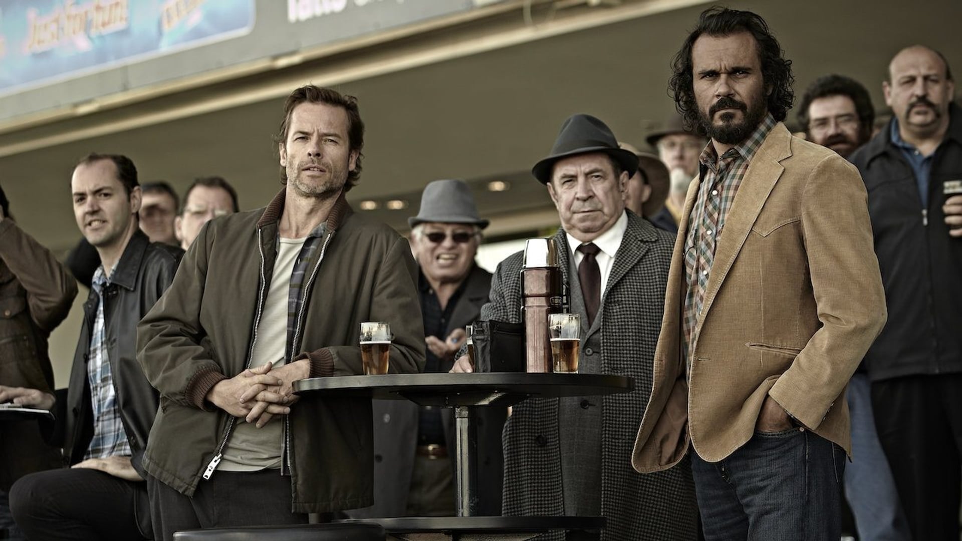 Foto do filme Jack Irish: Black Tide
