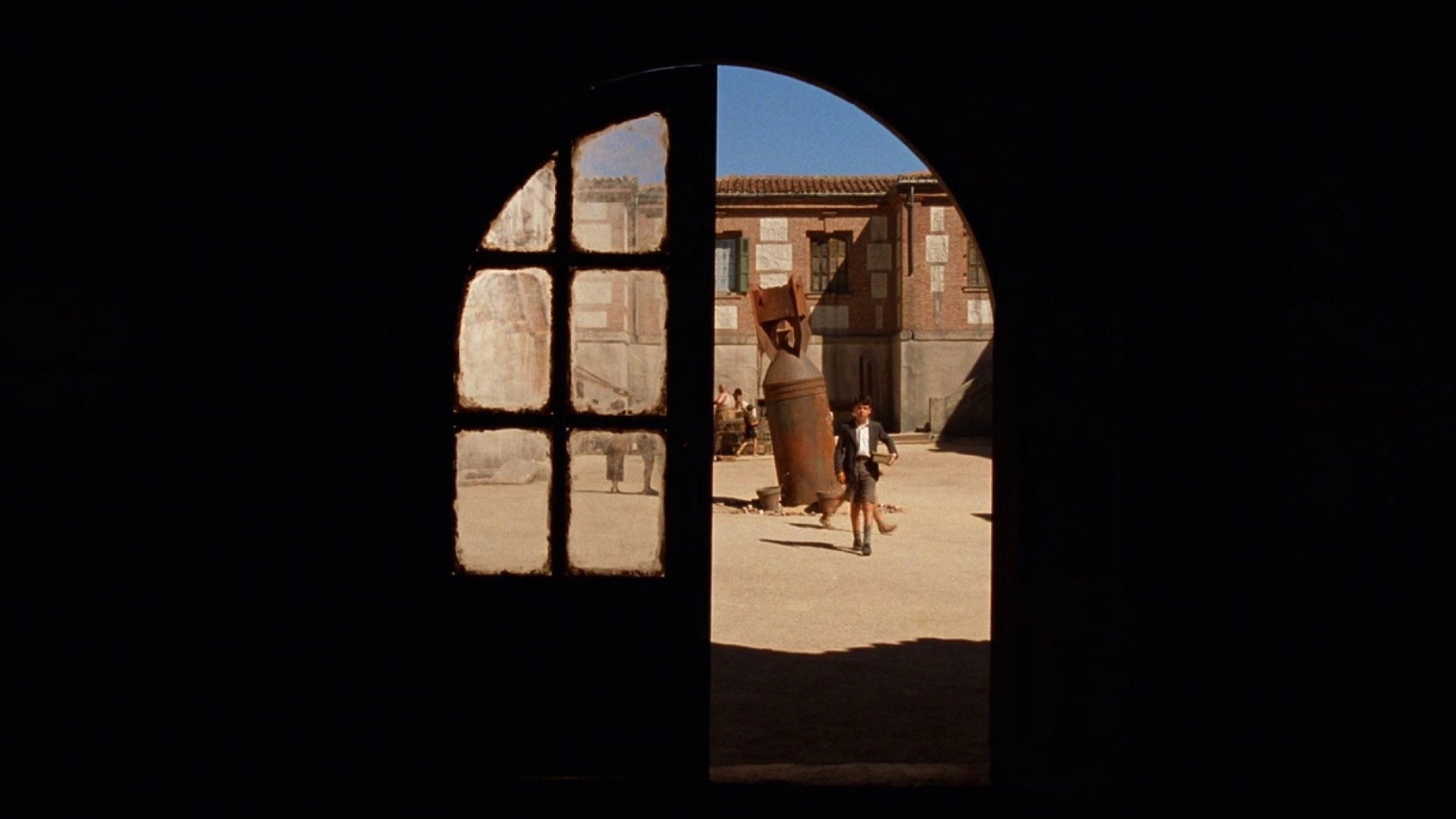 Foto do filme A Espinha do Diabo