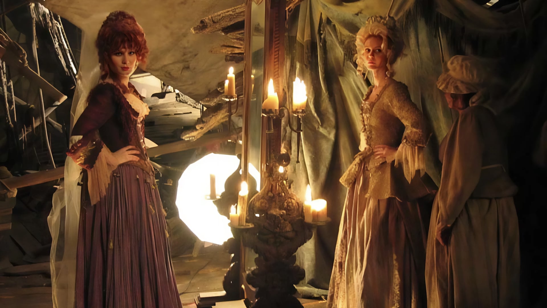 Foto do filme Pirates of the Caribbean: Tales of the Code: Wedlocked