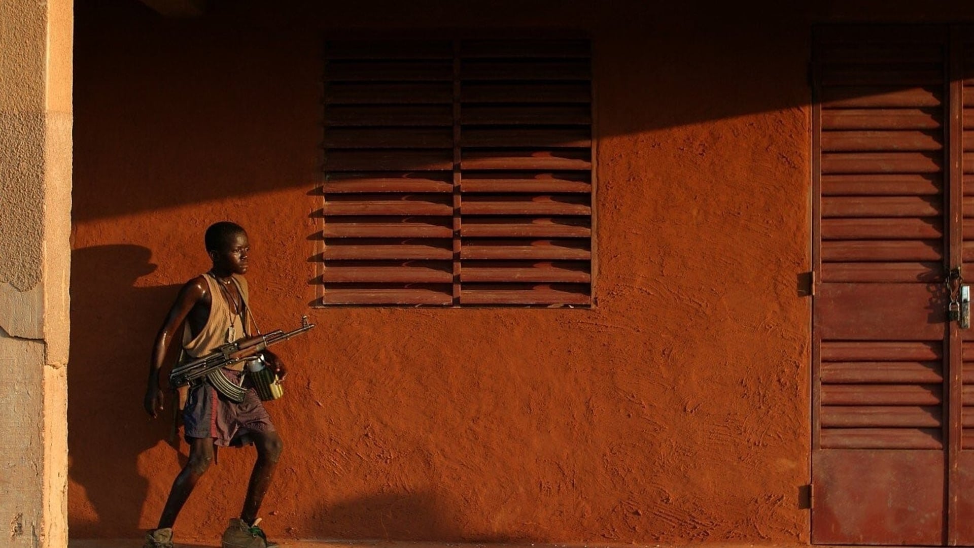Foto do filme Crianças Invisíveis