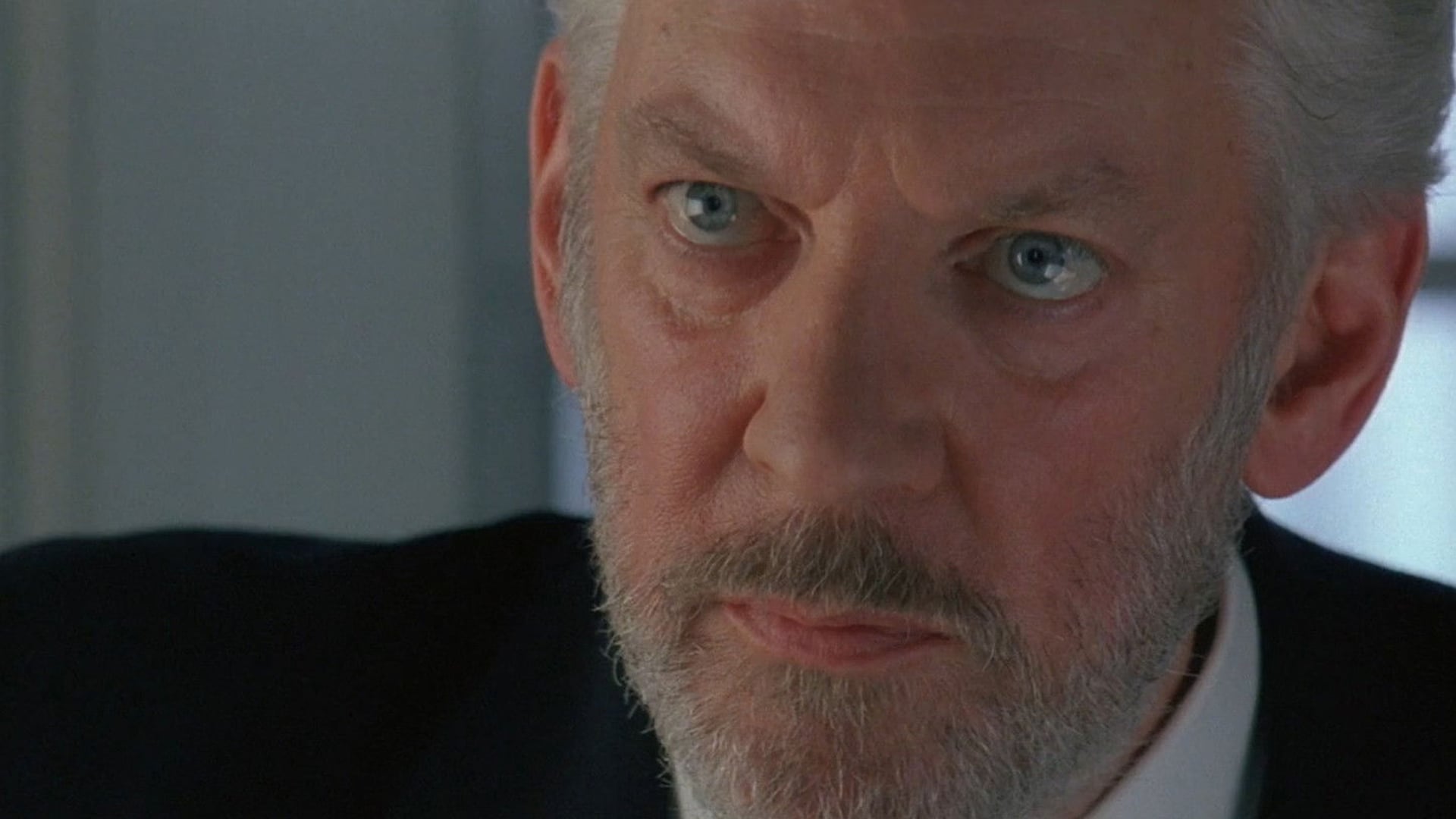 Foto do filme Sob o Domínio dos Aliens