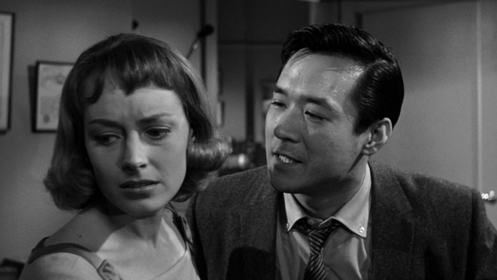 Foto do filme O Quimono Escarlate