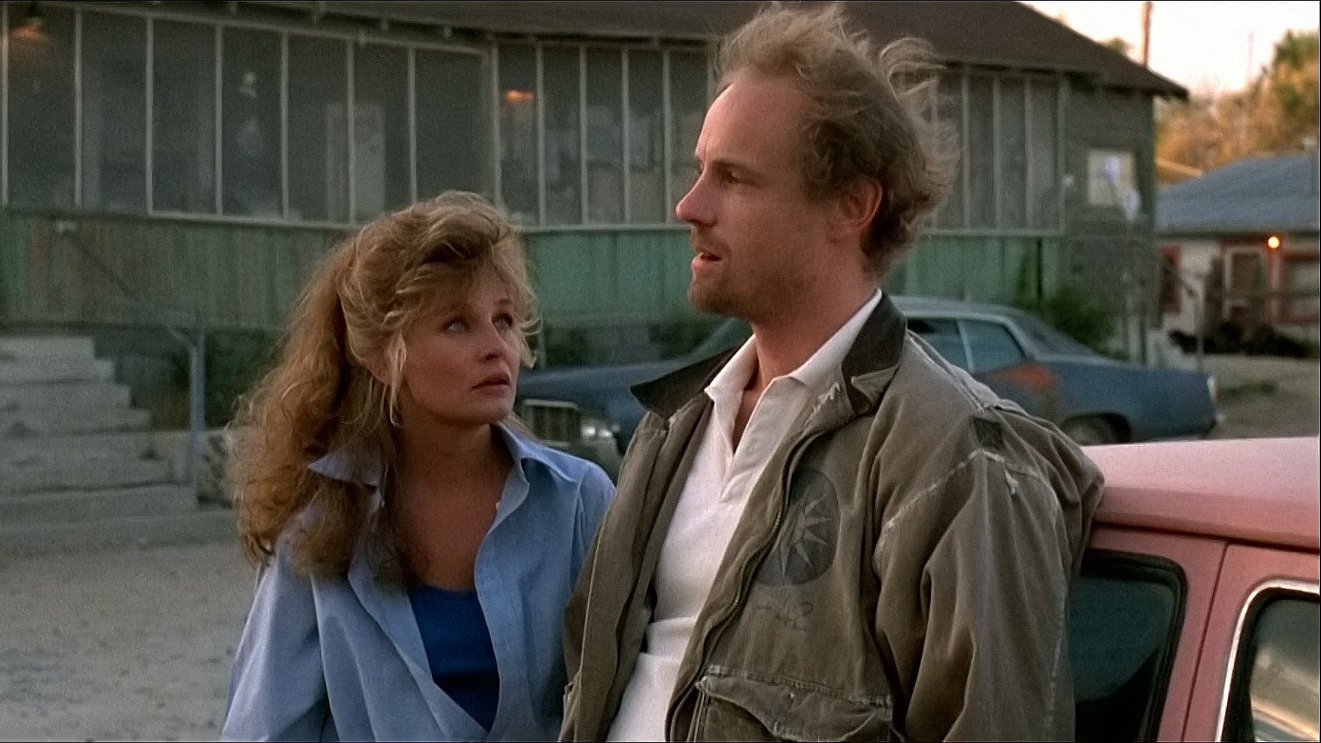 Foto do filme Bem Longe de Casa