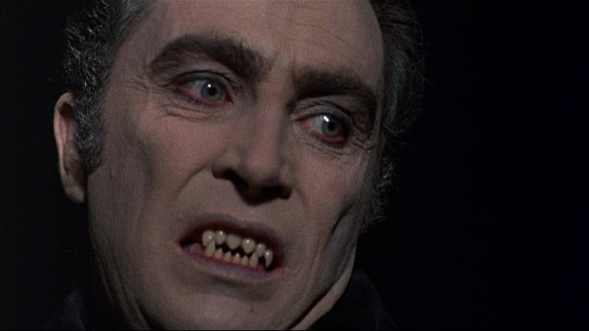 Foto do filme The Return of Count Yorga