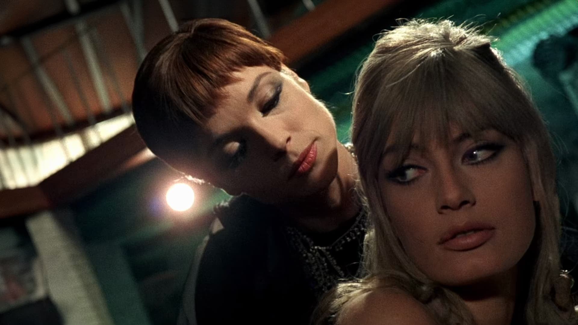 Foto do filme Uma Sobre a Outra