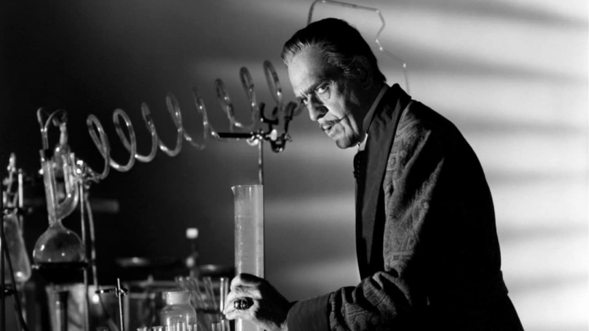 Foto do filme Abbott e Costello Enfrentando o Médico e o Monstro