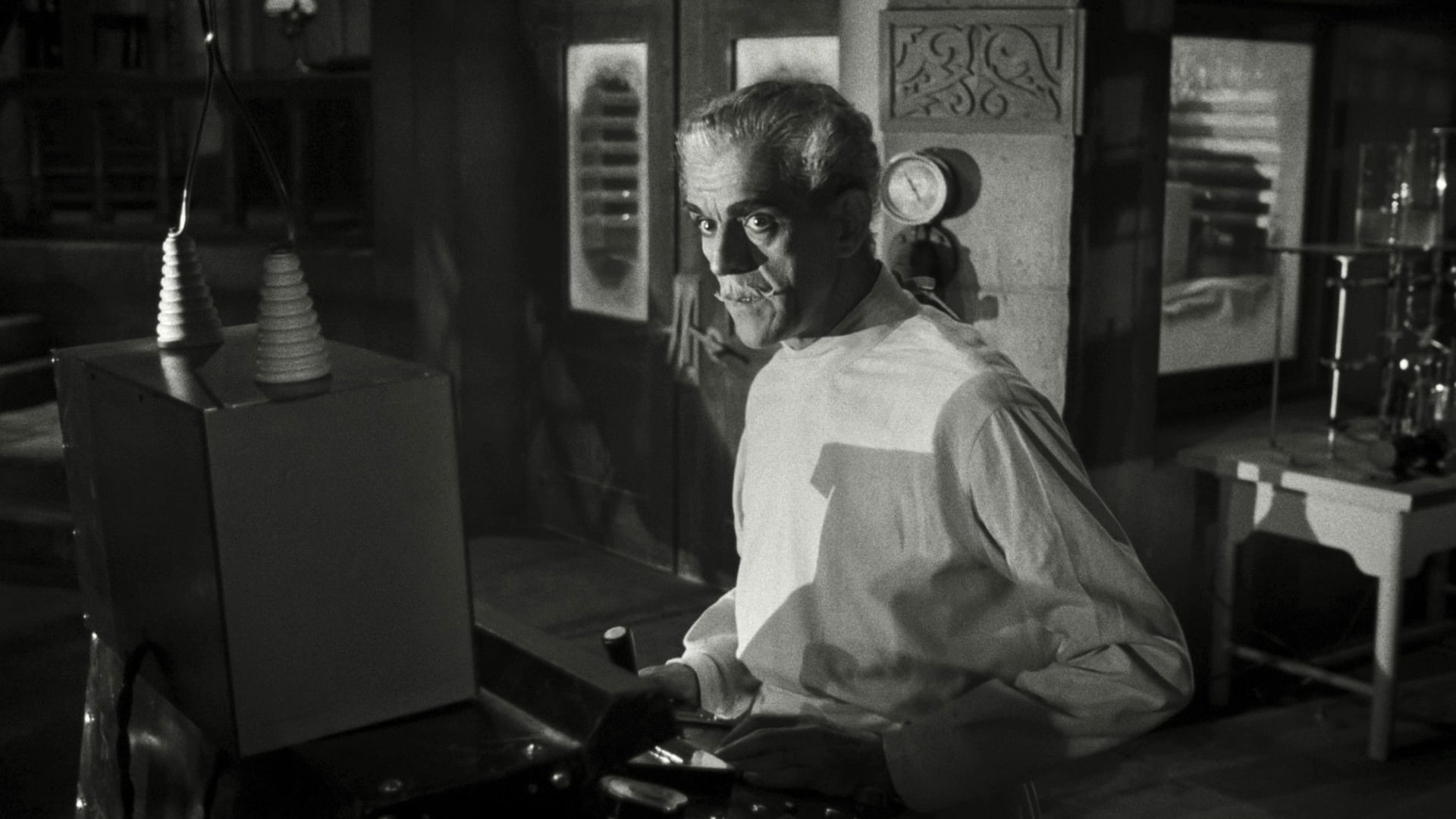 Foto do filme A Mansão de Frankenstein