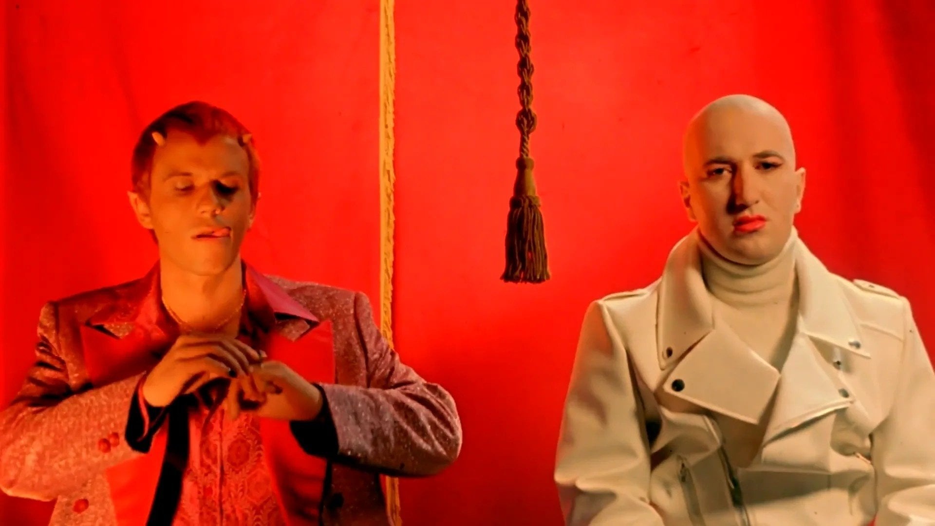 Foto do filme We Are Not Angels