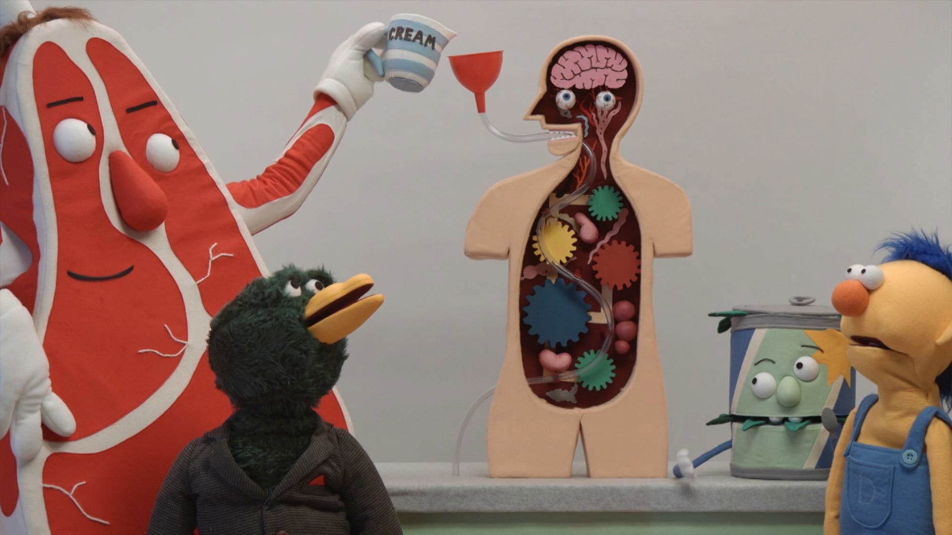 Foto do filme Don't Hug Me I'm Scared 5