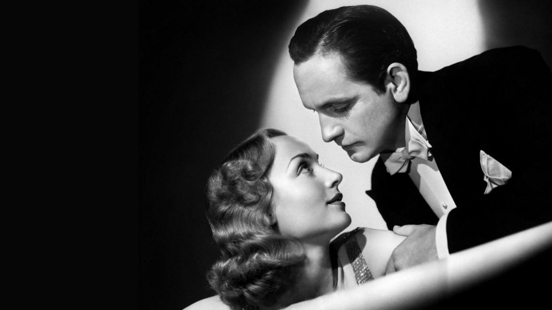 Foto do filme Nada é Sagrado