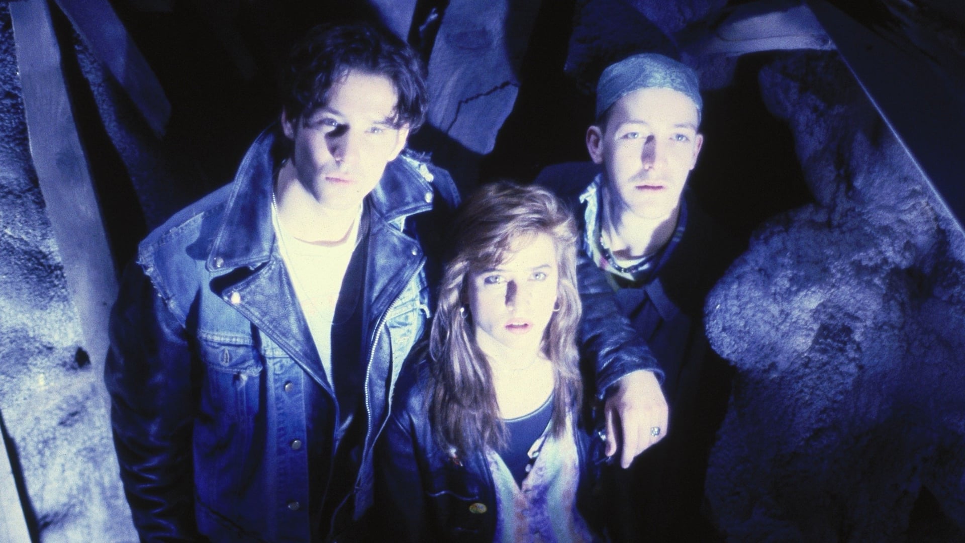 Foto do filme O Portão II - Eles Estão de Volta