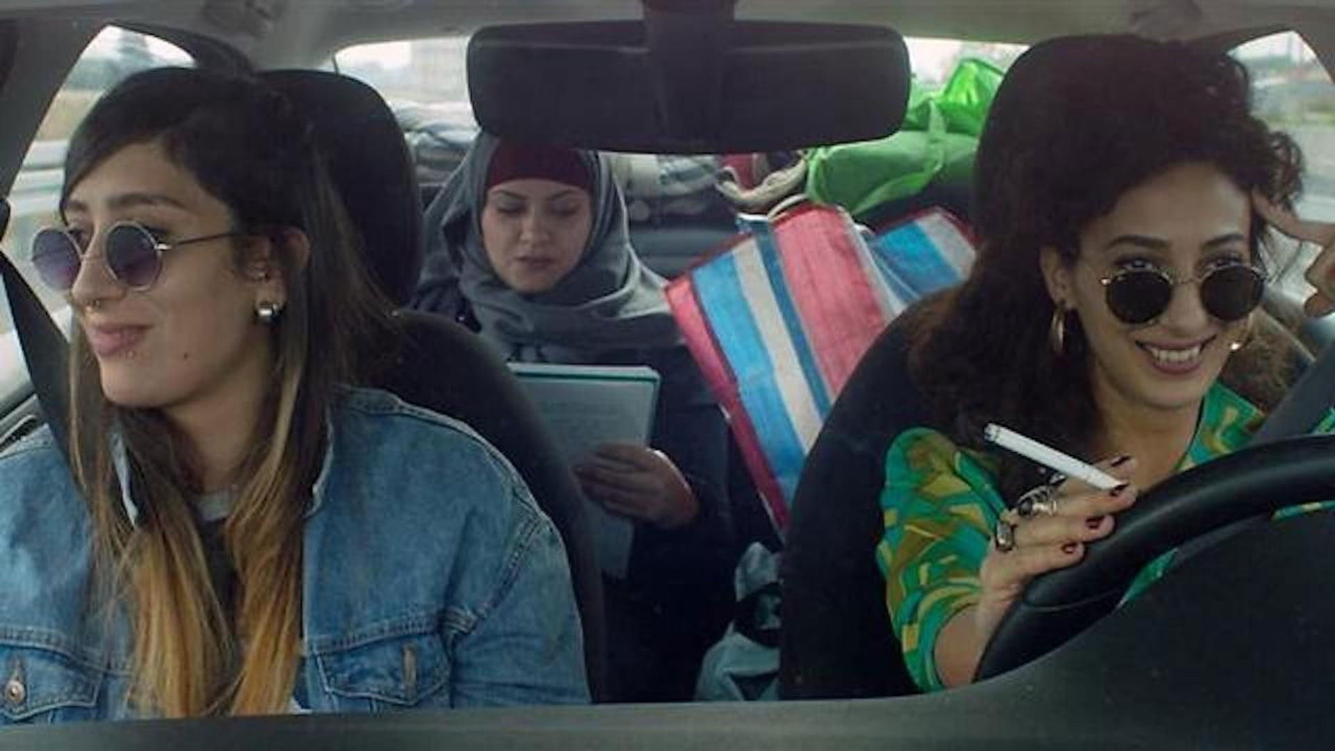 Foto do filme In Between