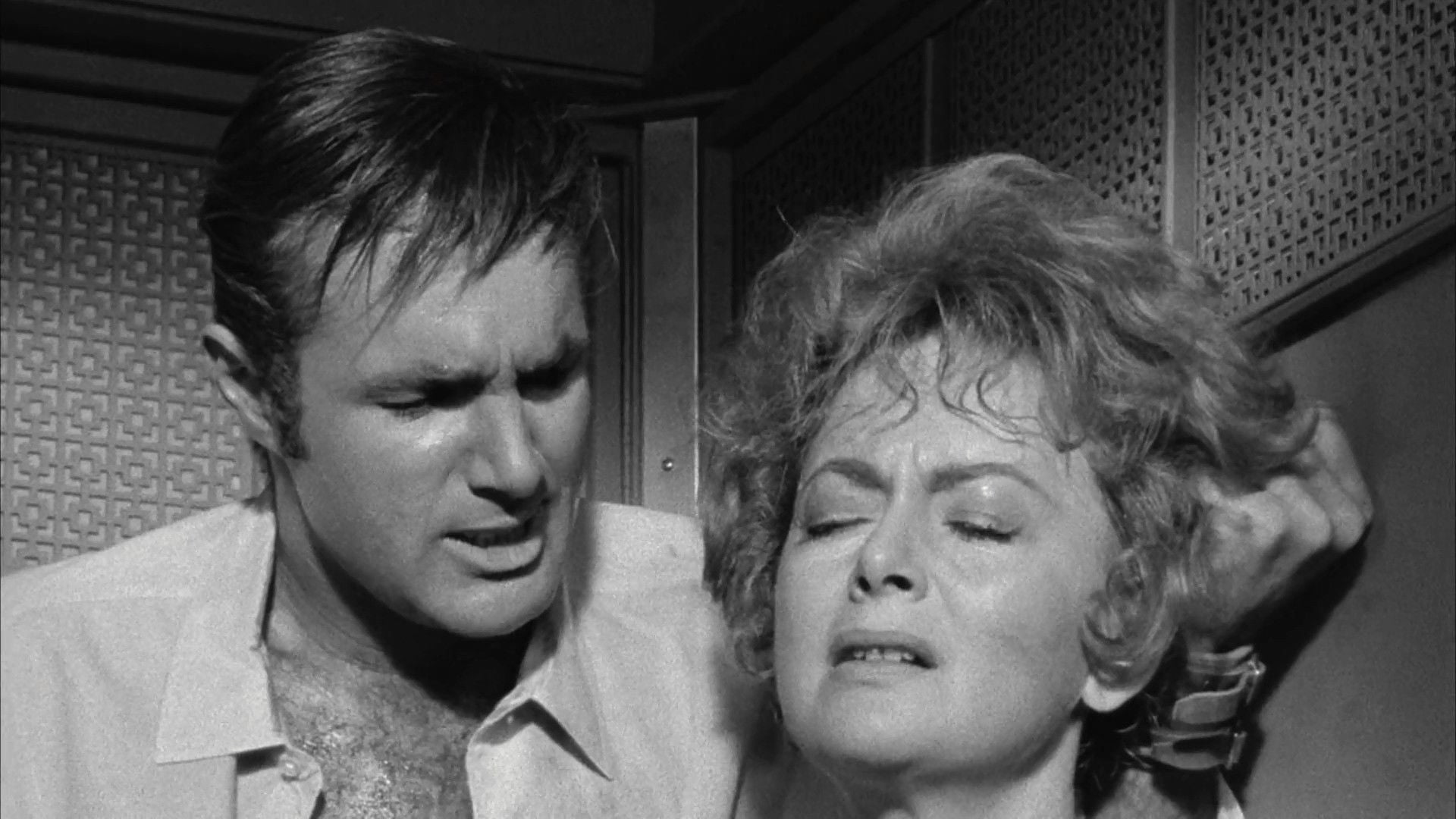 Foto do filme A Dama Enjaulada