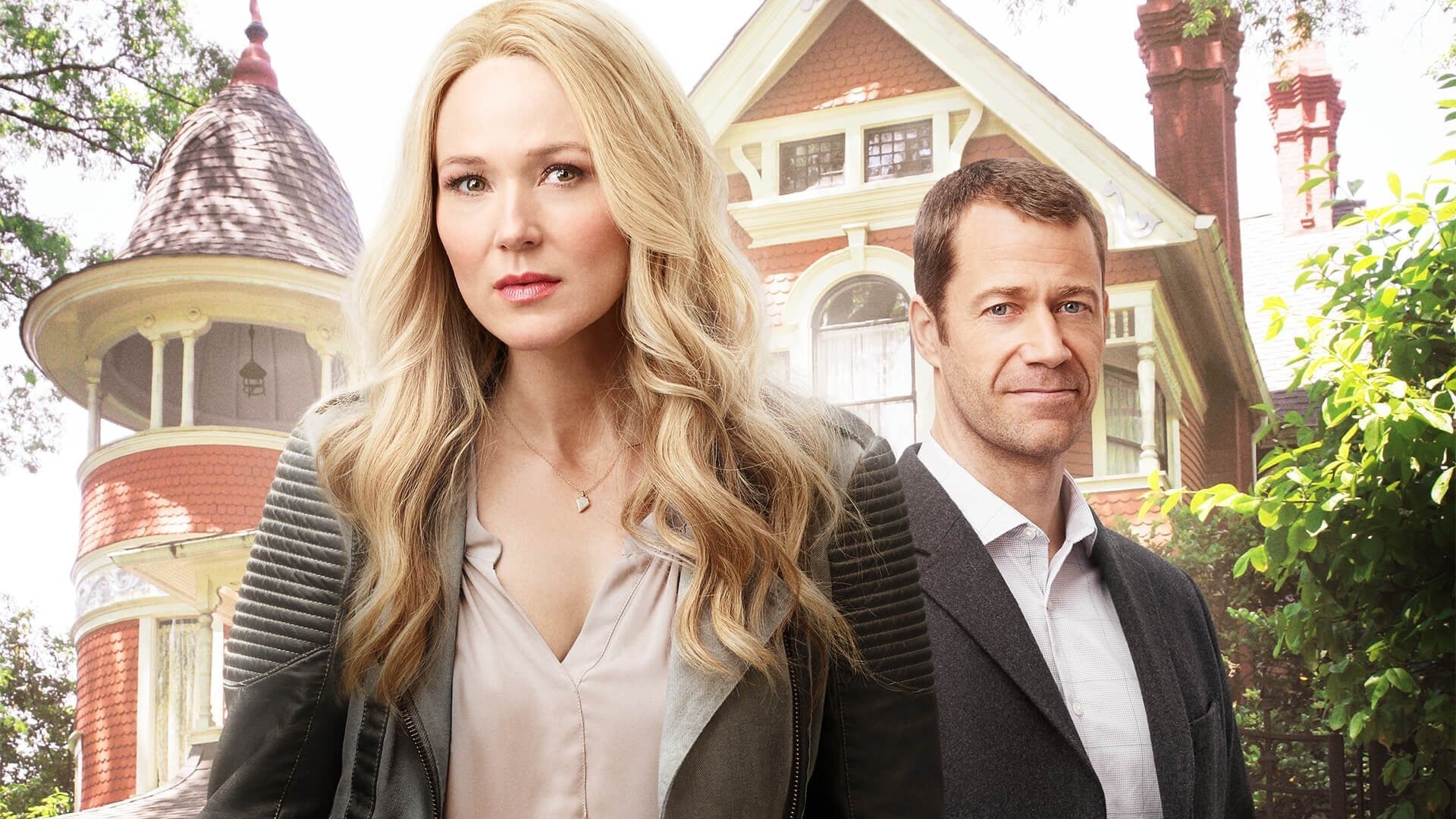 Foto do filme Framed for Murder: A Fixer Upper Mystery