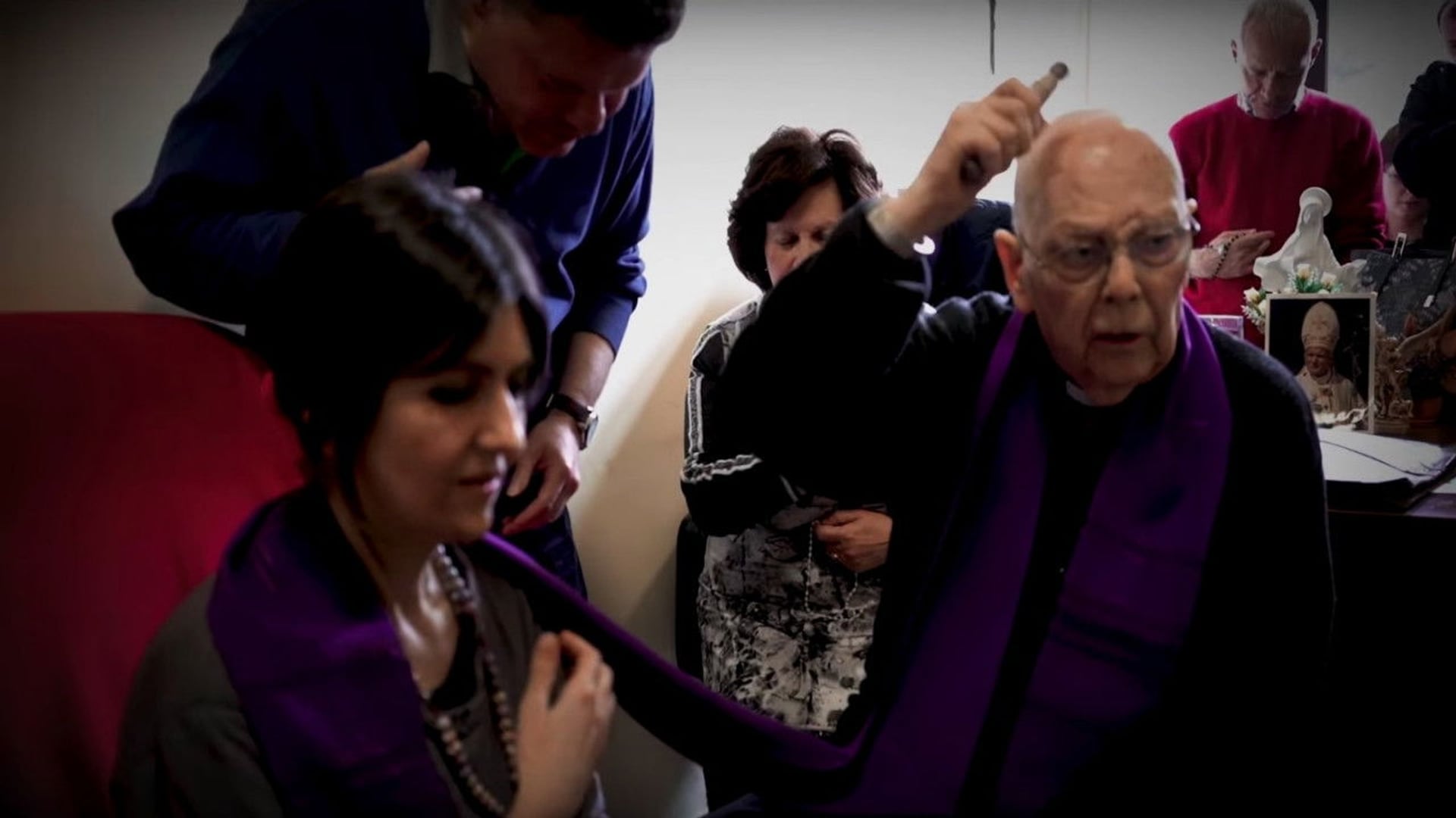 Foto do filme The Devil and Father Amorth
