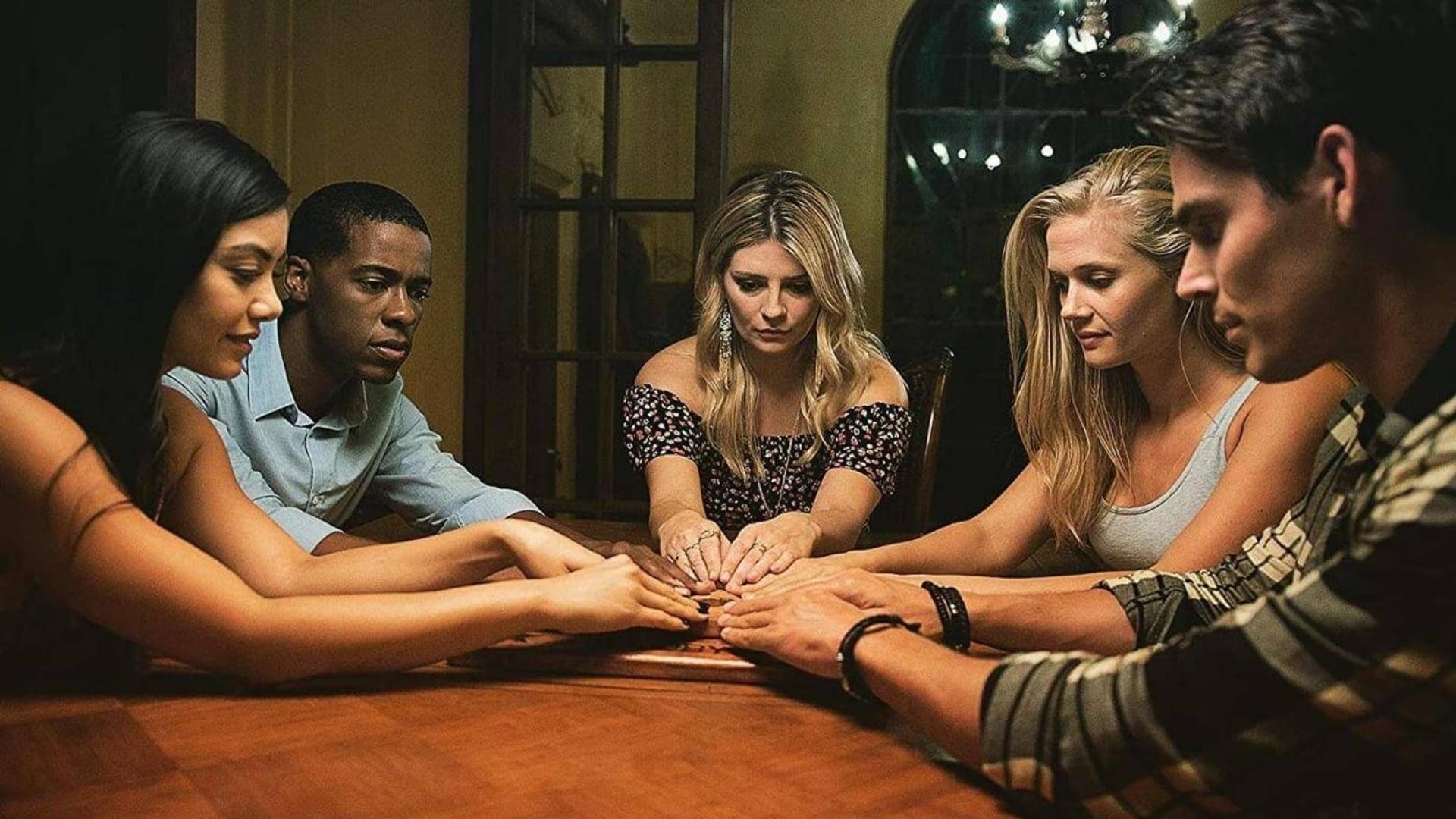 Foto do filme Ouija: A Casa Amaldiçoada