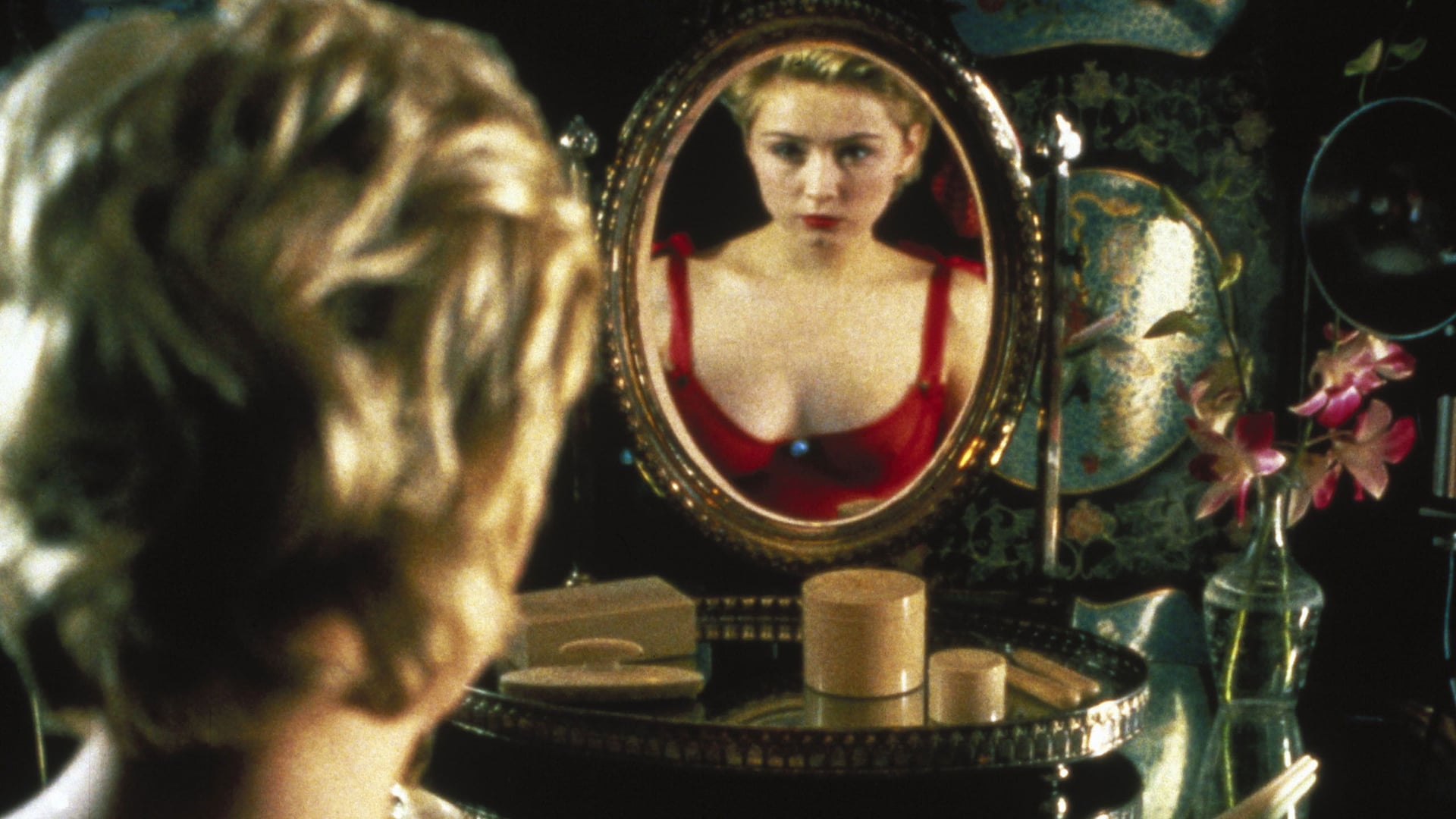 Foto do filme Wild Orchid II: Two Shades of Blue