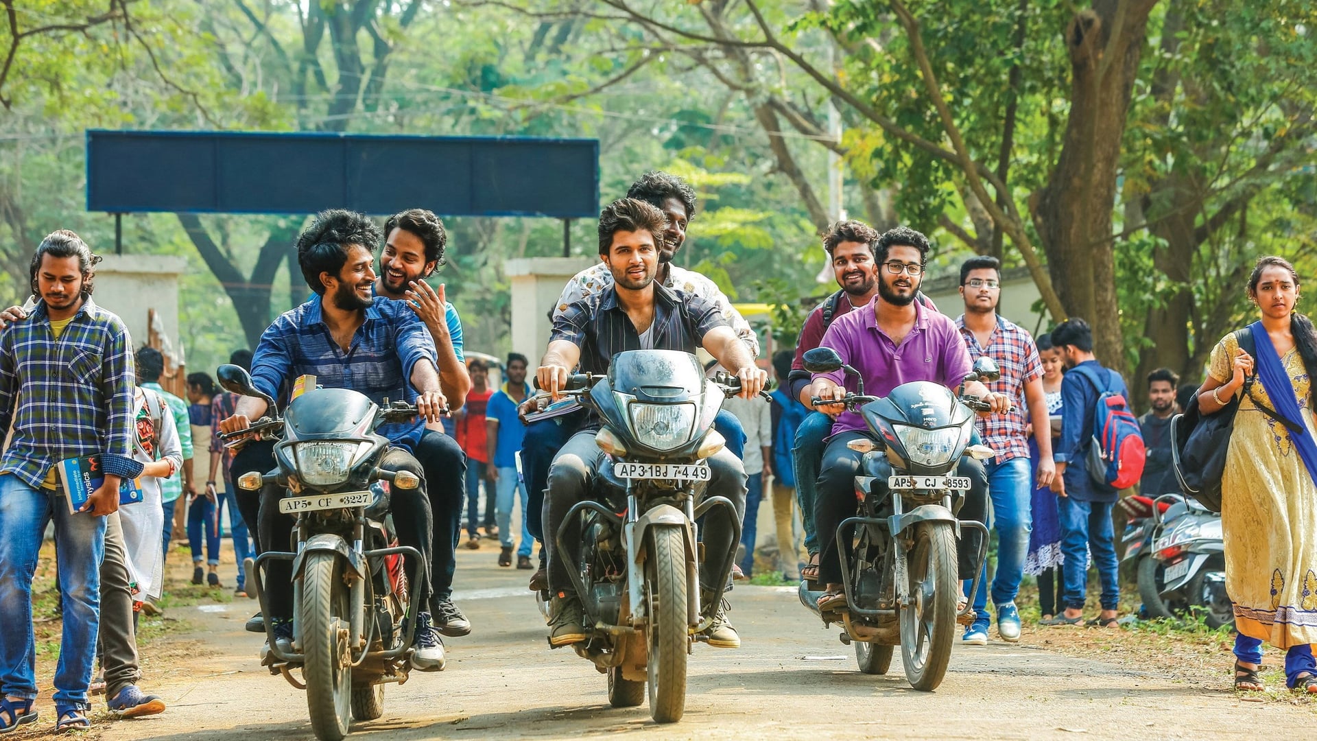 Foto do filme Dear Comrade