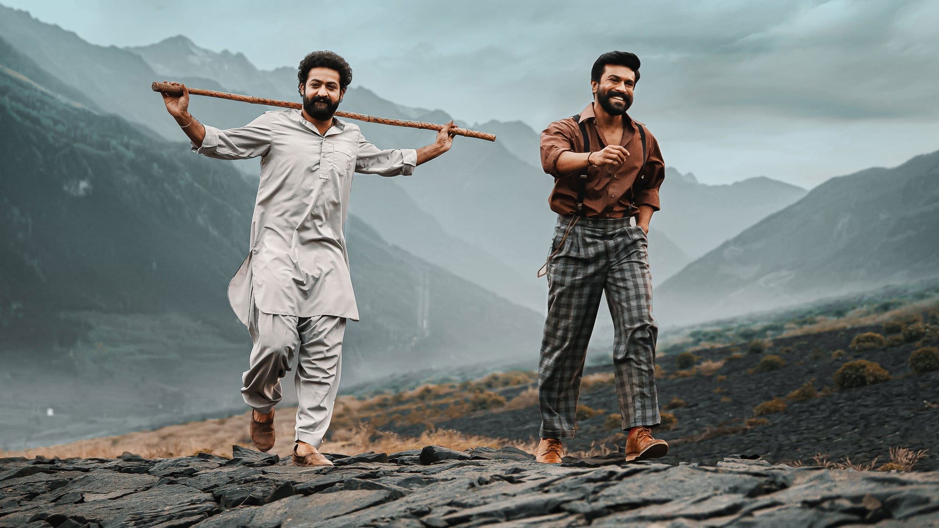 Foto do filme RRR: Revolta, Rebelião, Revolução