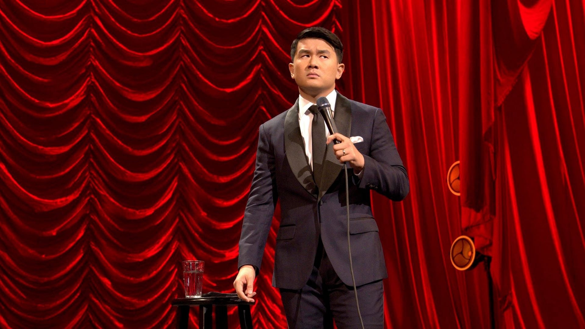 Foto do filme Ronny Chieng: Asian Comedian Destroys America!