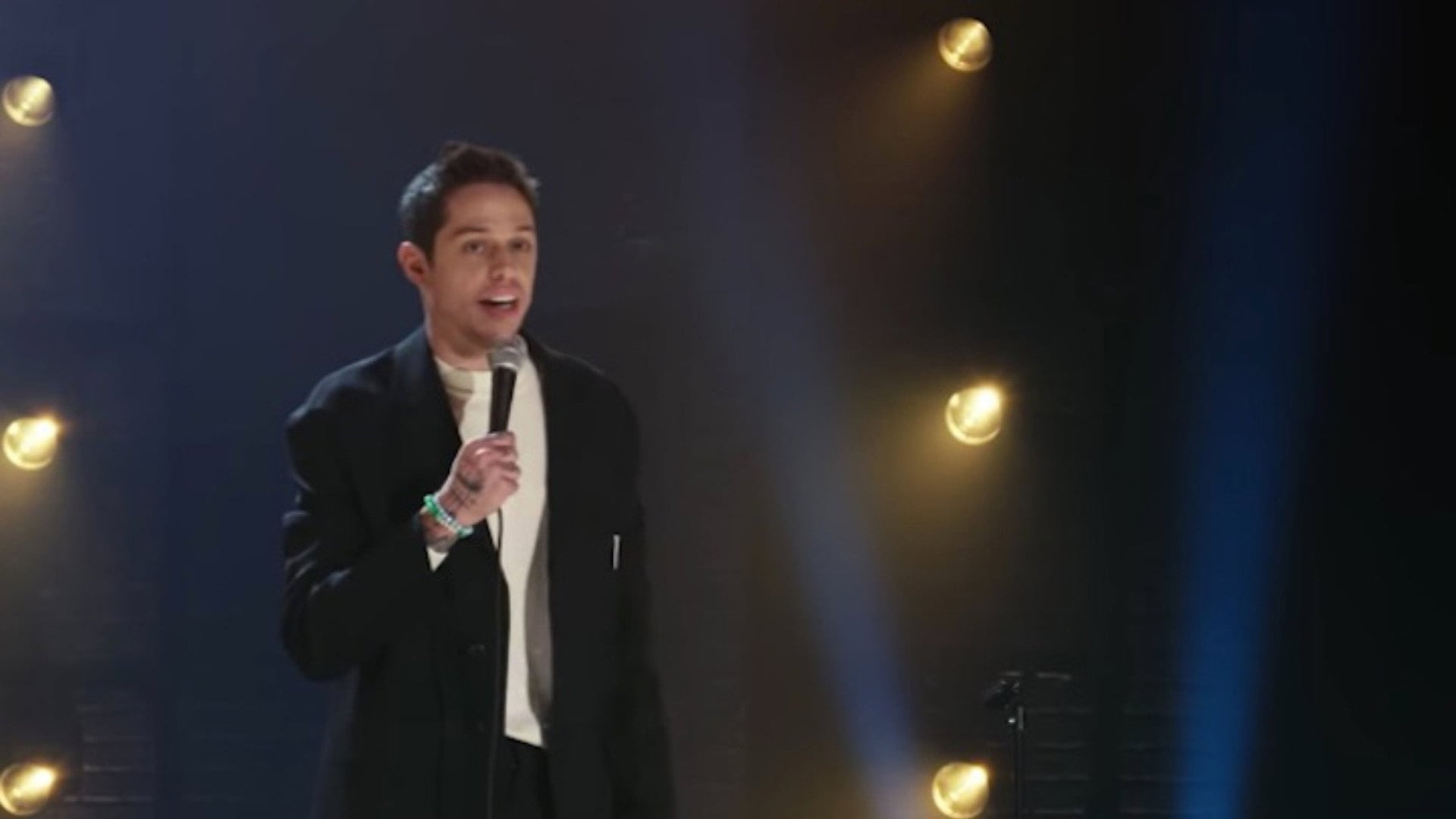 Foto do filme Pete Davidson: Alive from New York