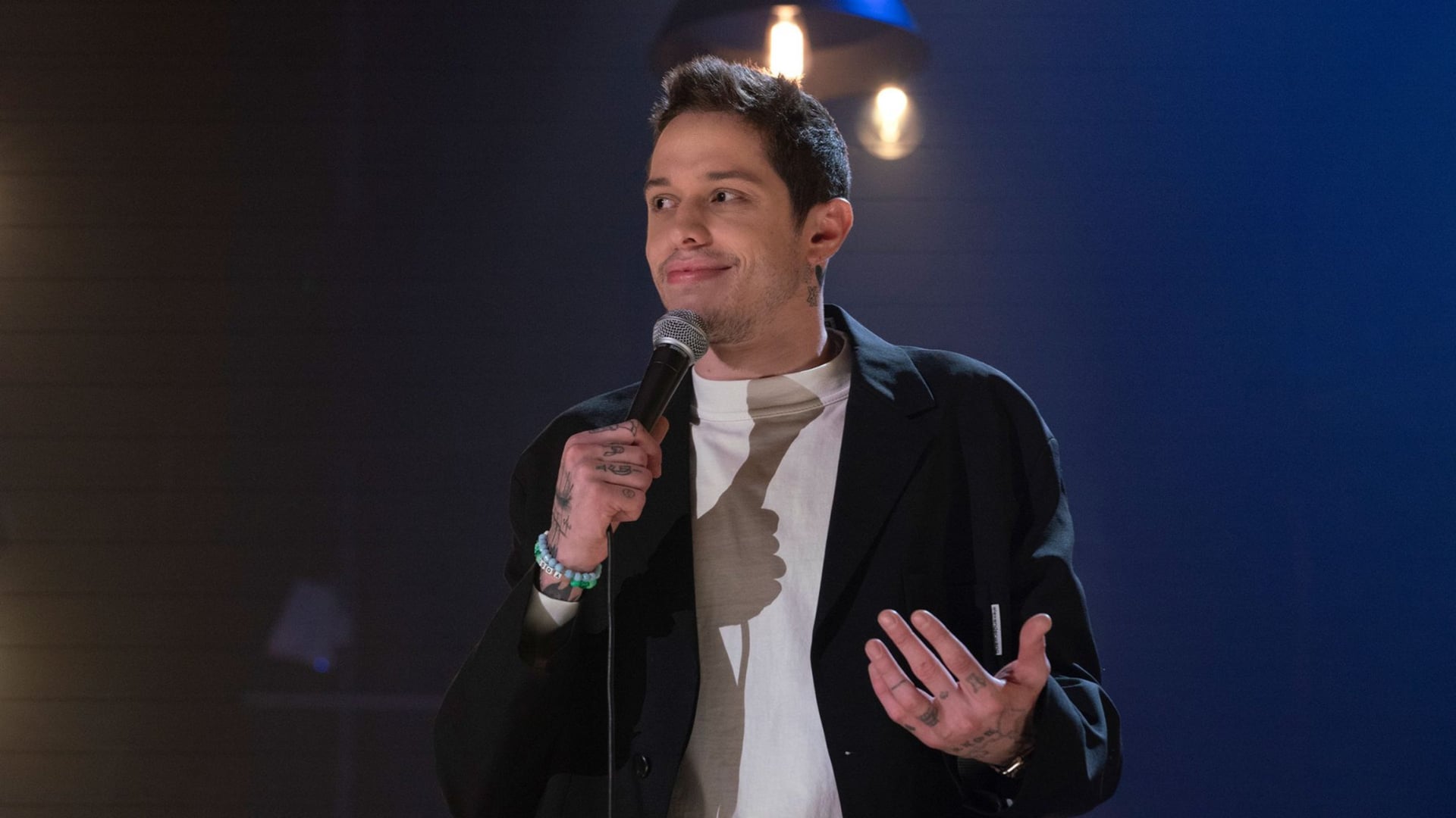 Foto do filme Pete Davidson: Alive from New York