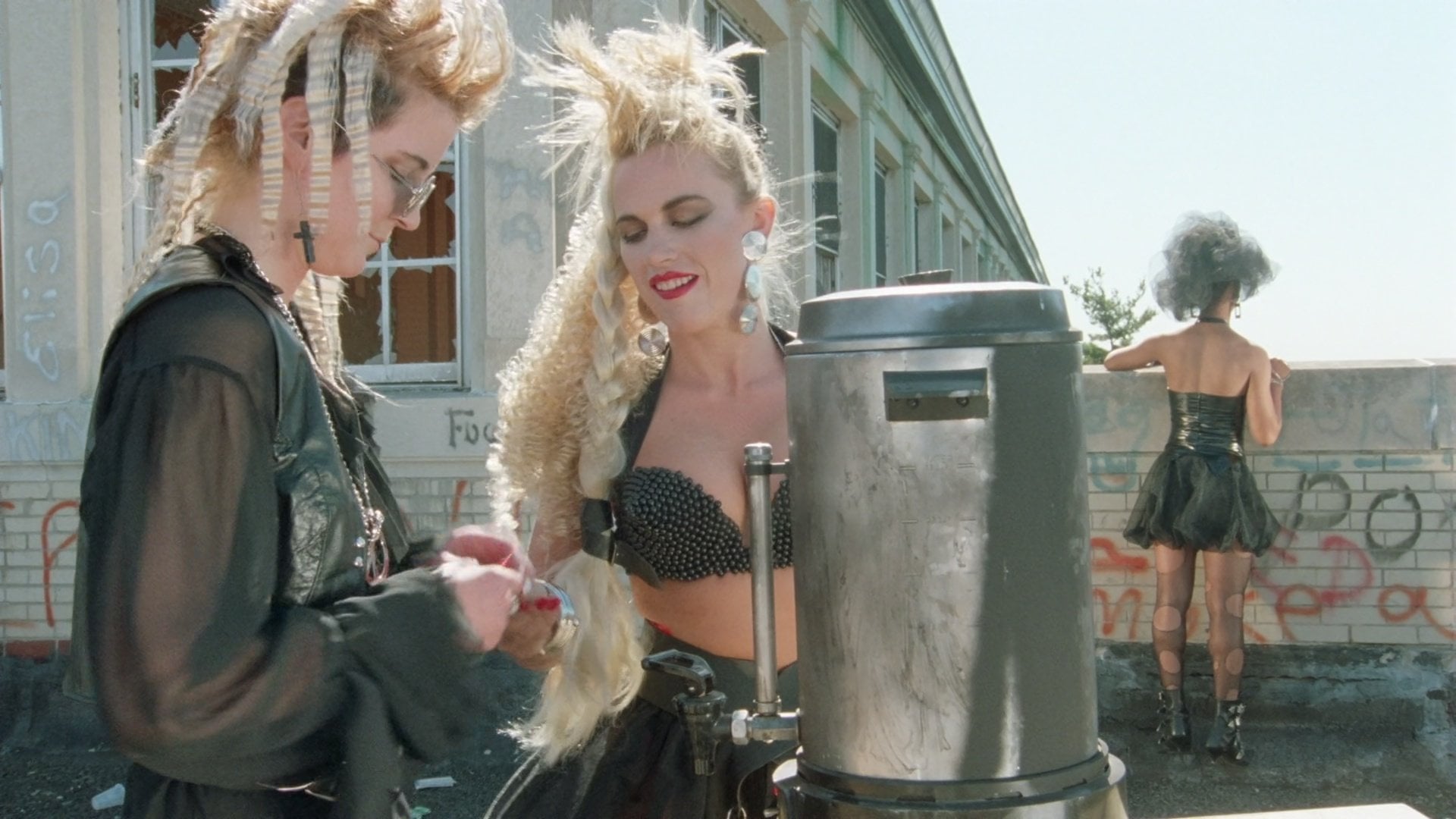 Foto do filme Doom Asylum