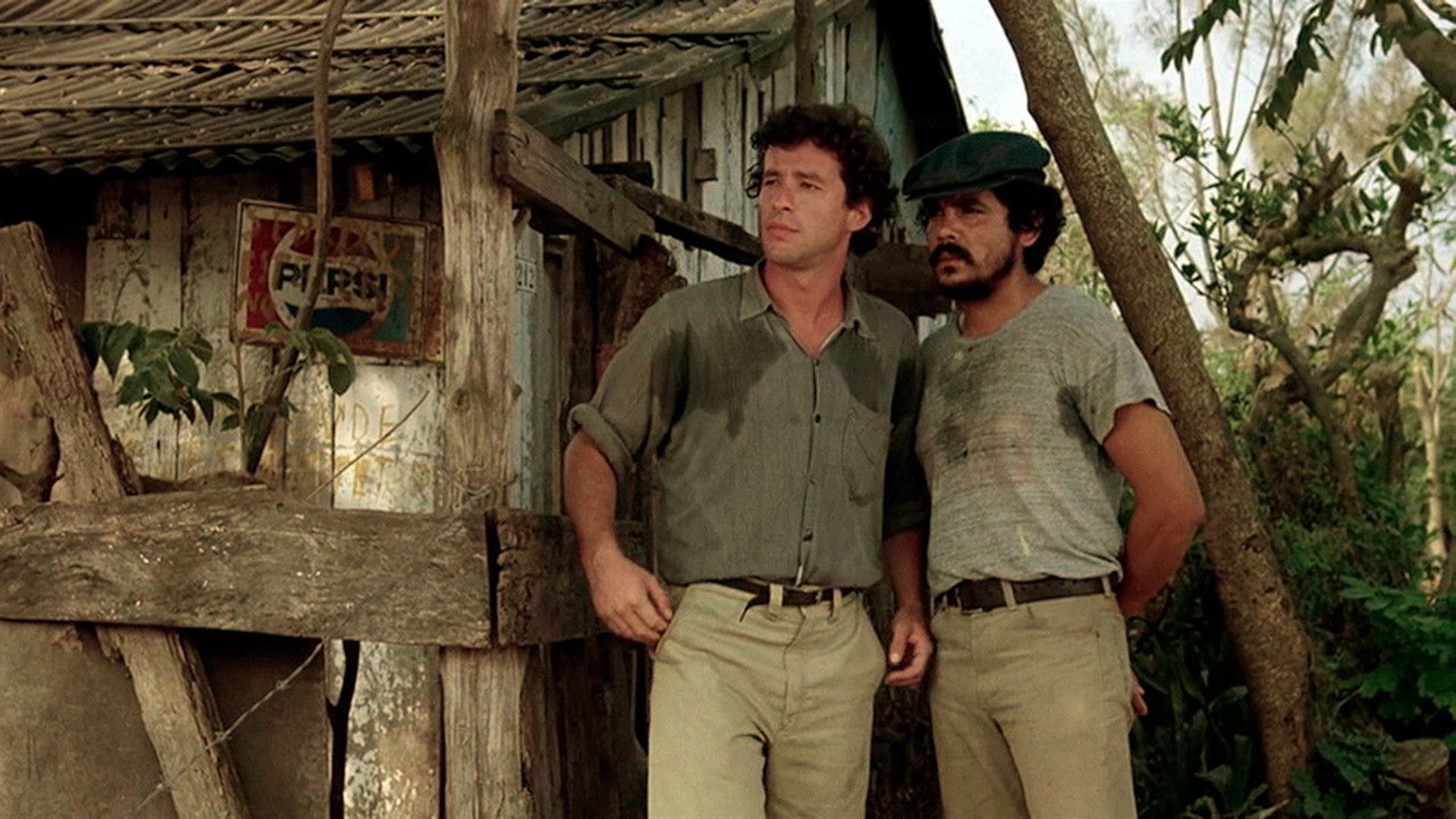 Foto do filme O Cônsul Honorário