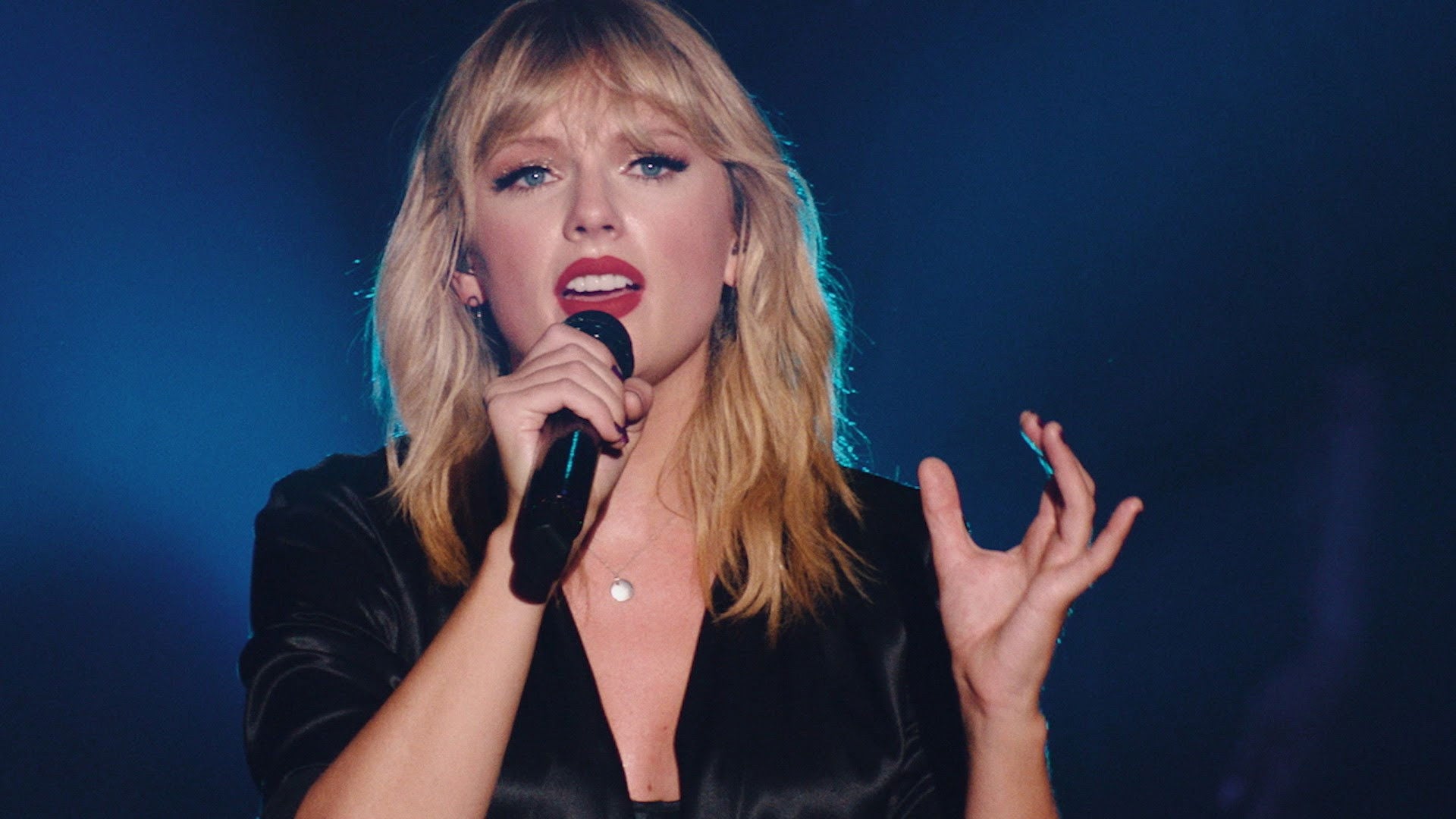 Foto do filme Taylor Swift City of Lover Concert