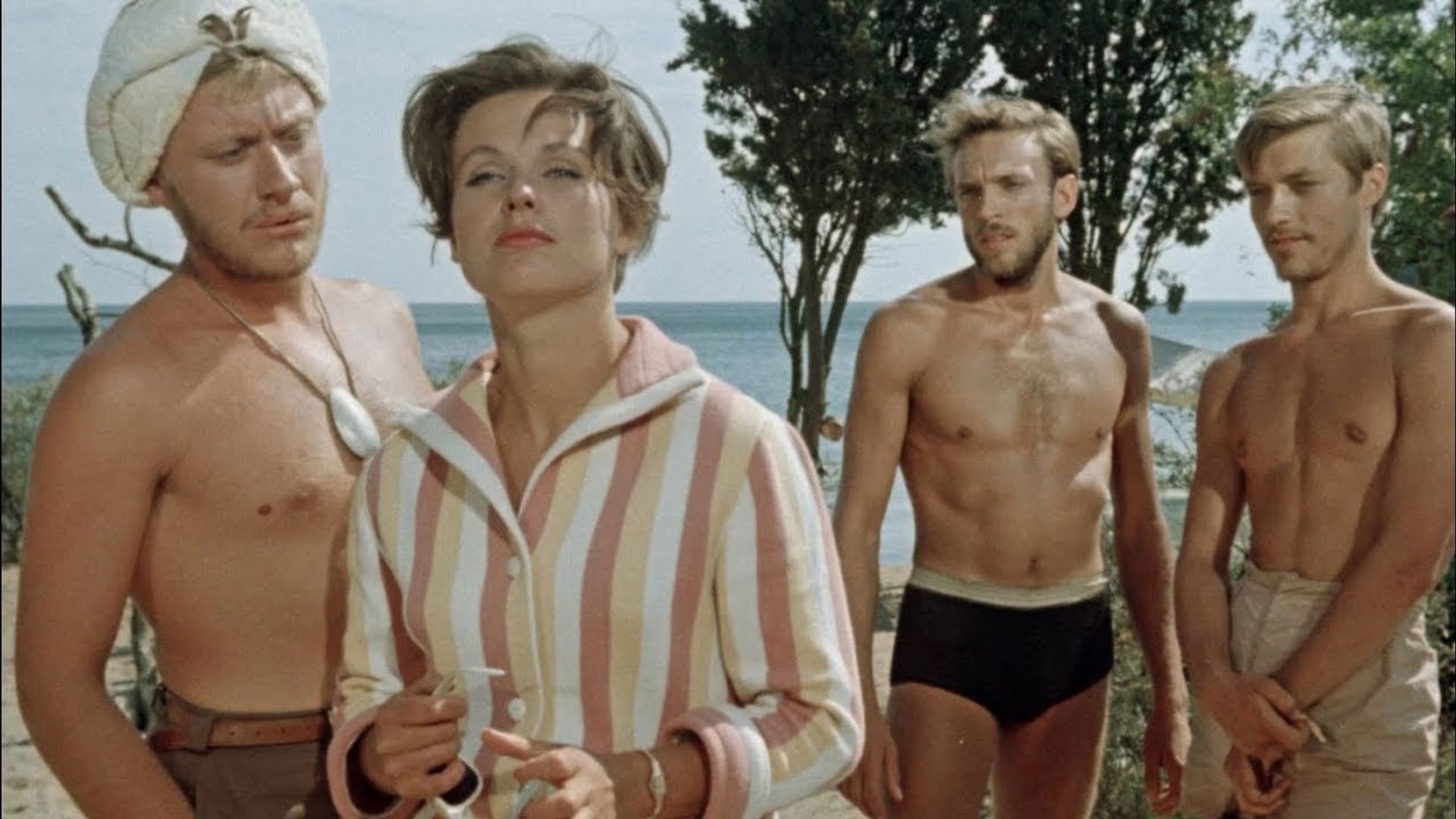 Foto do filme Three Plus Two