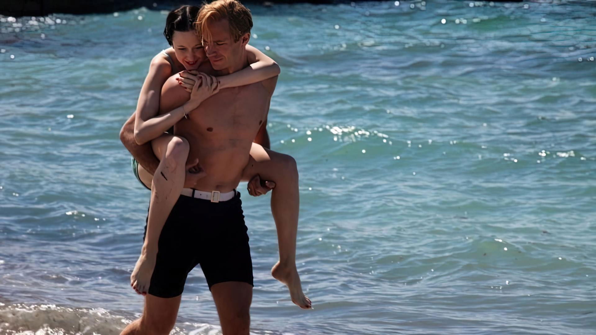 Foto do filme W.E.: O Romance do Século