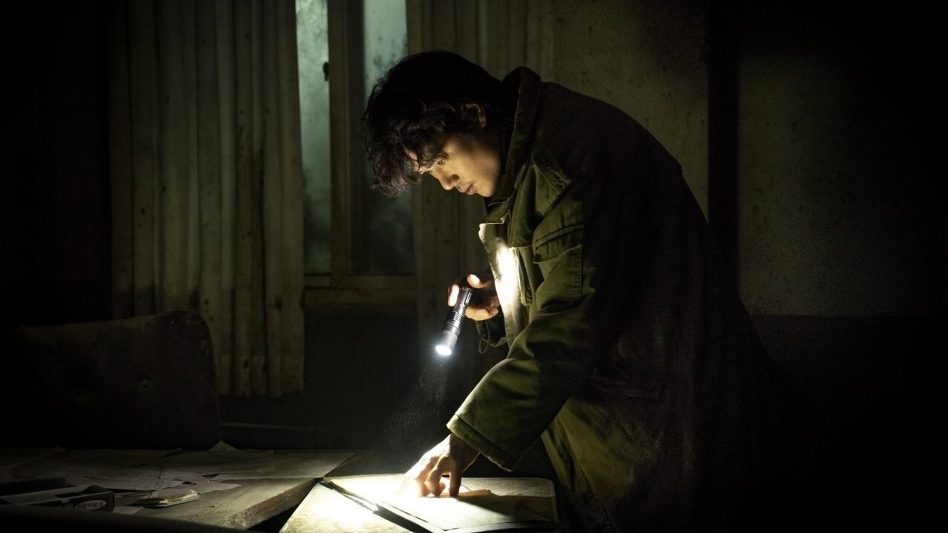 Foto do filme Guimoon: The Lightless Door