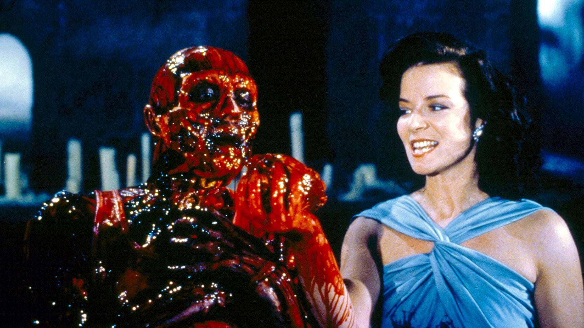 Foto do filme Hellraiser II: Renascido das Trevas