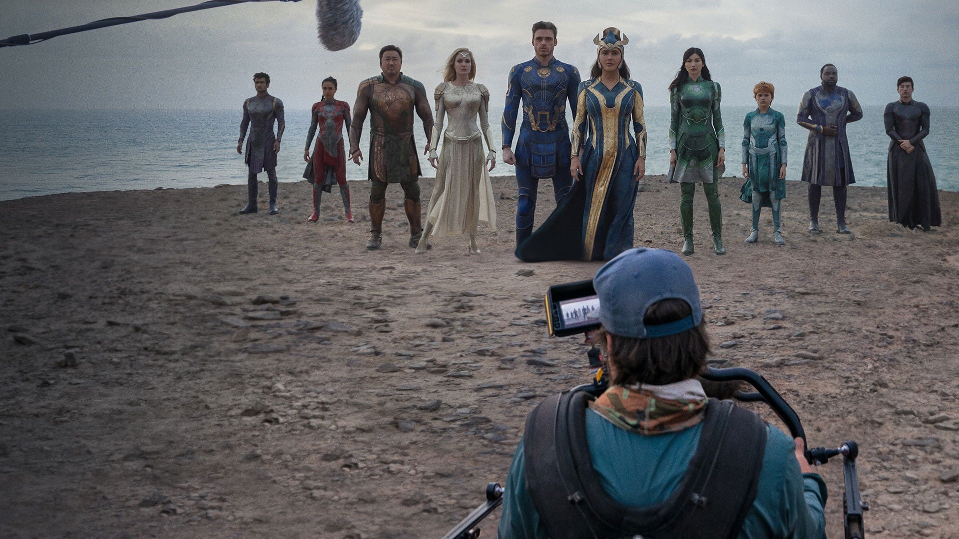 Foto do filme Nos Bastidores de Eternos
