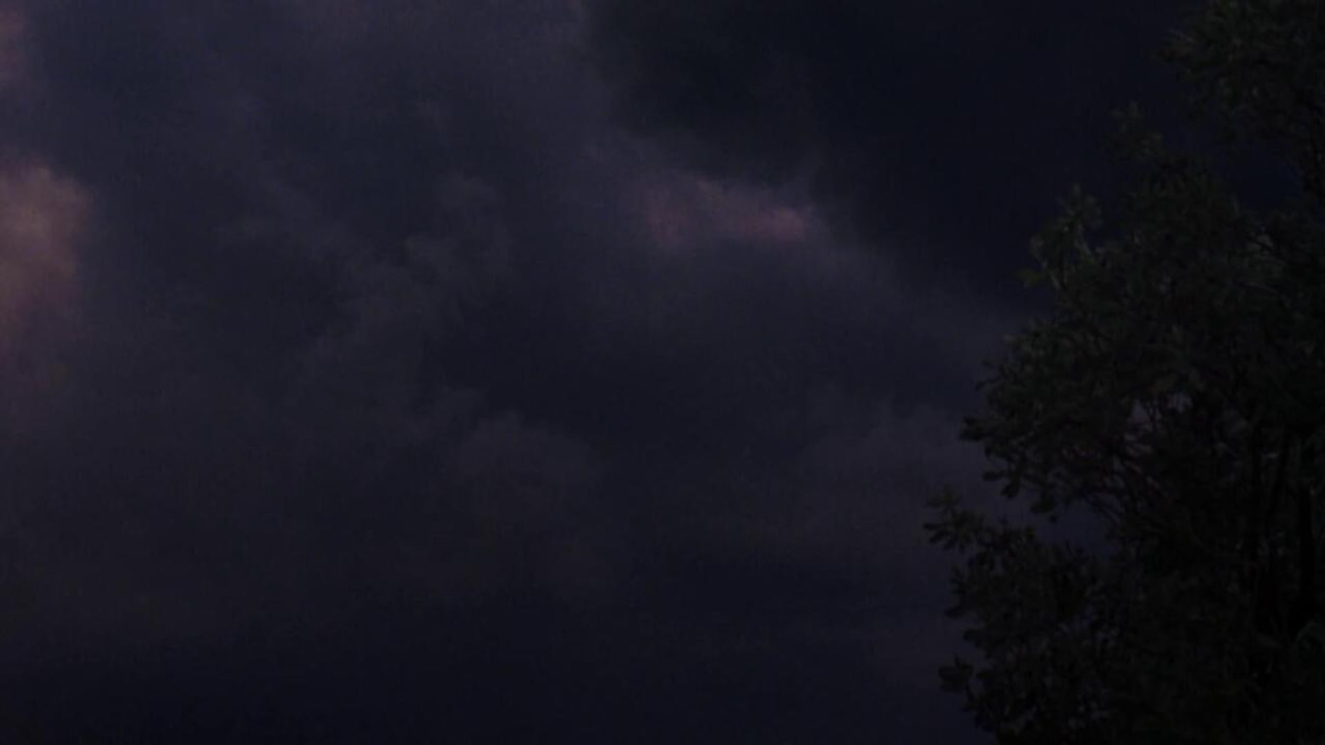 Foto do filme A Dama na Água