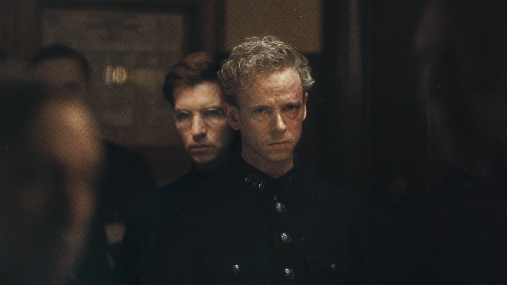 Foto do filme Caminhos da Sobrevivência