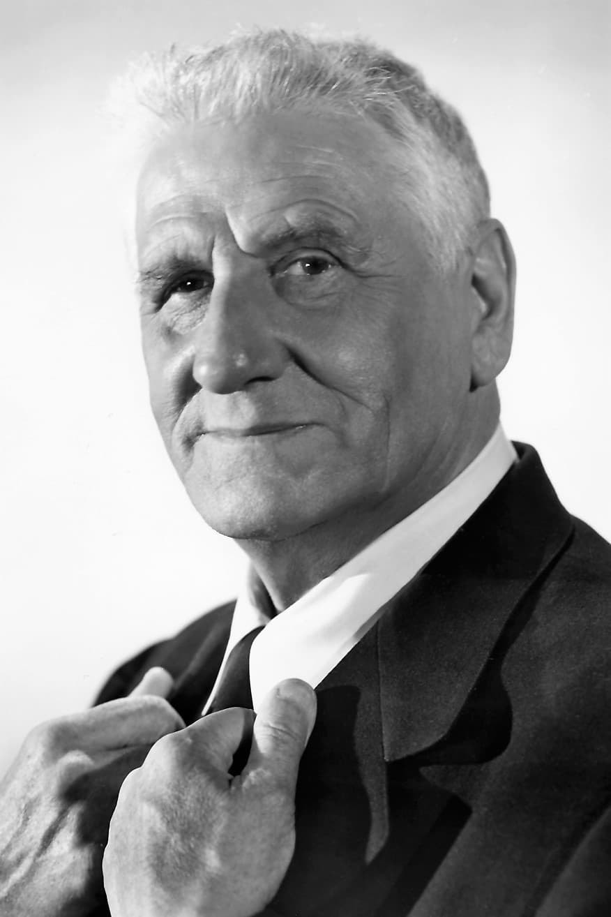 Foto de Finlay Currie