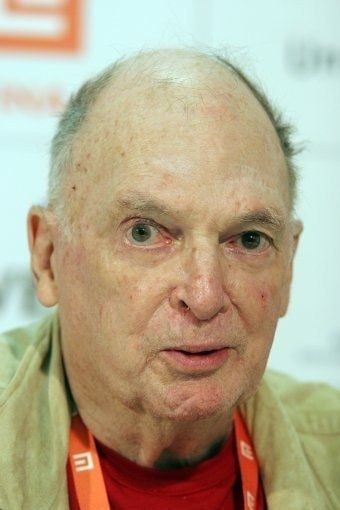 Foto de Lorenzo Semple Jr.