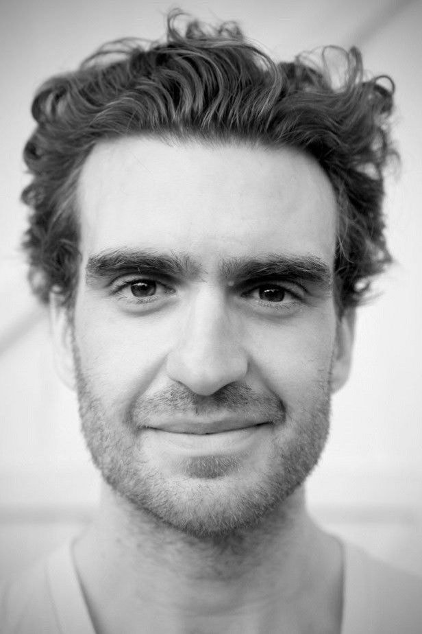 Foto de George Basil