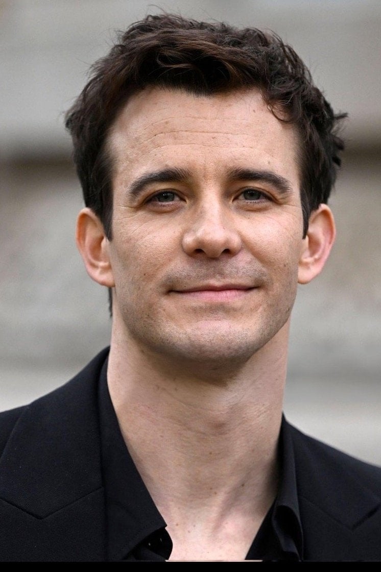 Foto de Luke Thompson