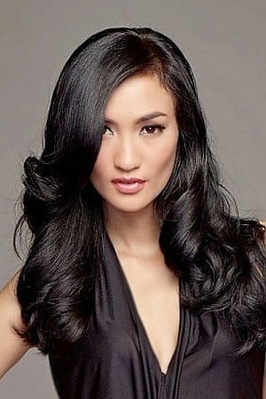 Foto de Atiqah Hasiholan