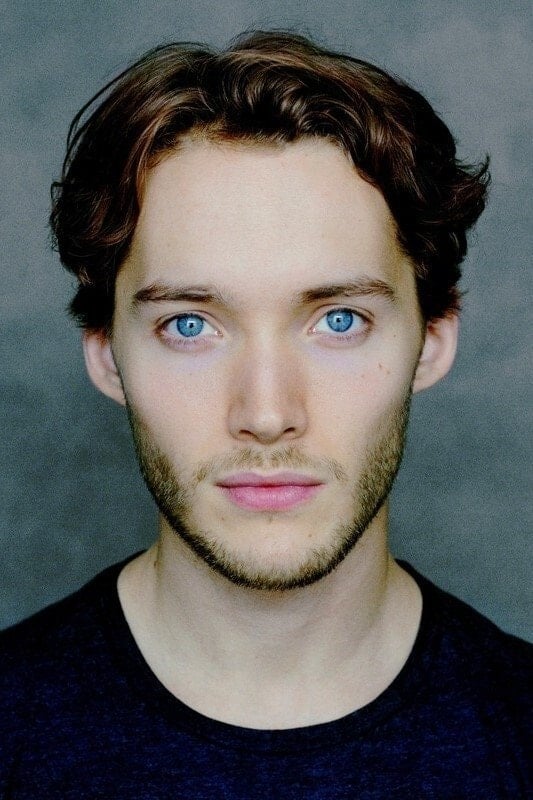 Foto de Toby Regbo