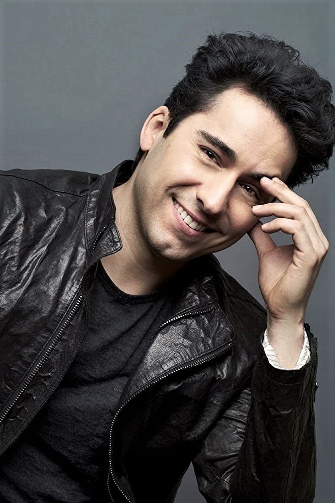 Foto de John Lloyd Young