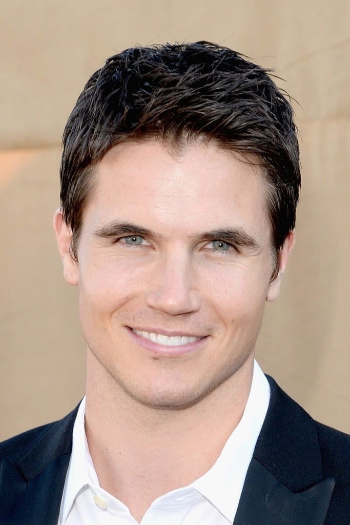 Foto de Robbie Amell