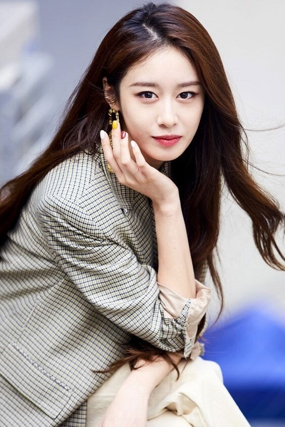 Foto de Park Ji-yeon